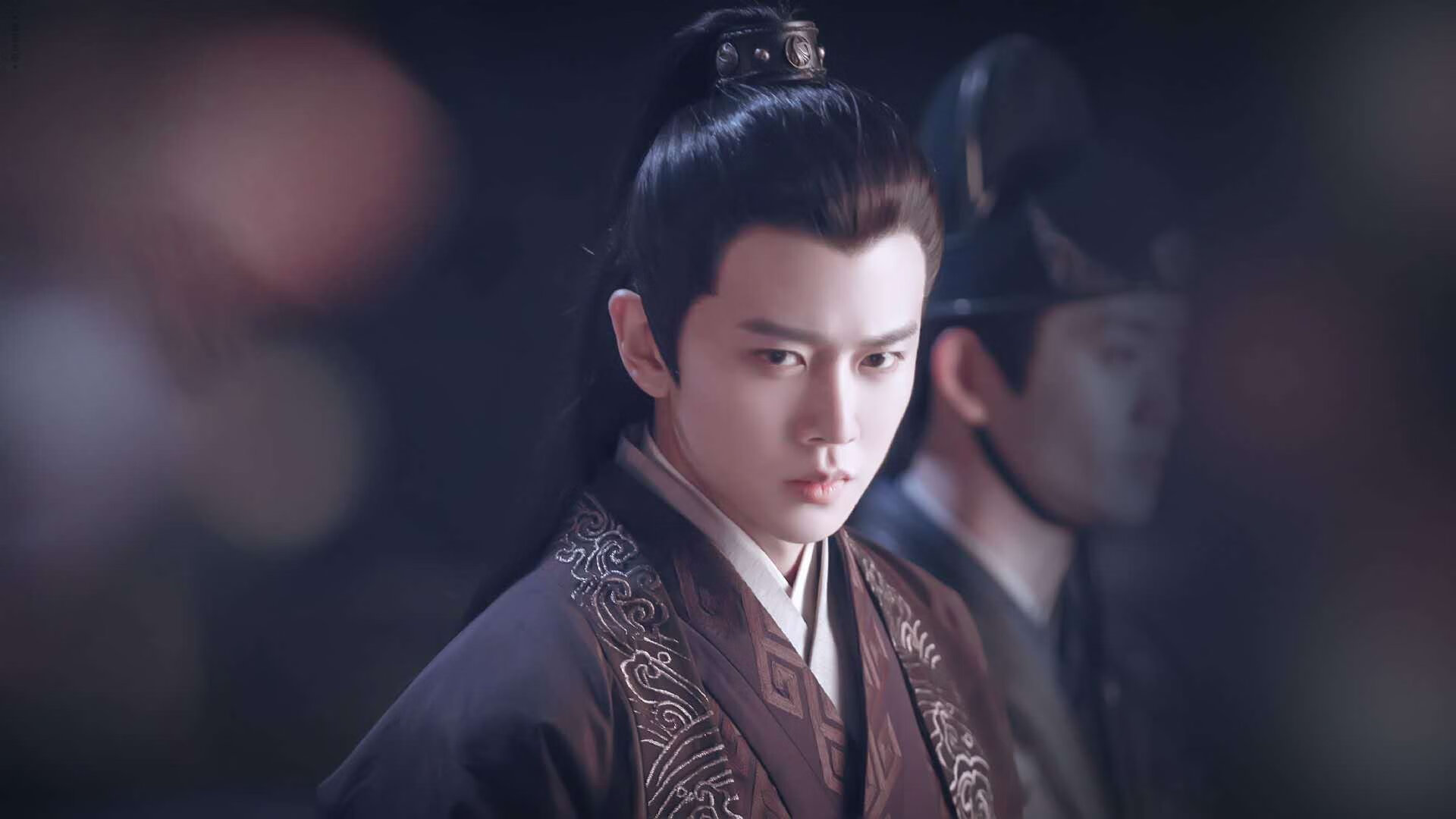 《电竞游戏平衡性调整：影响比赛格局的关键因素》，游戏 平衡