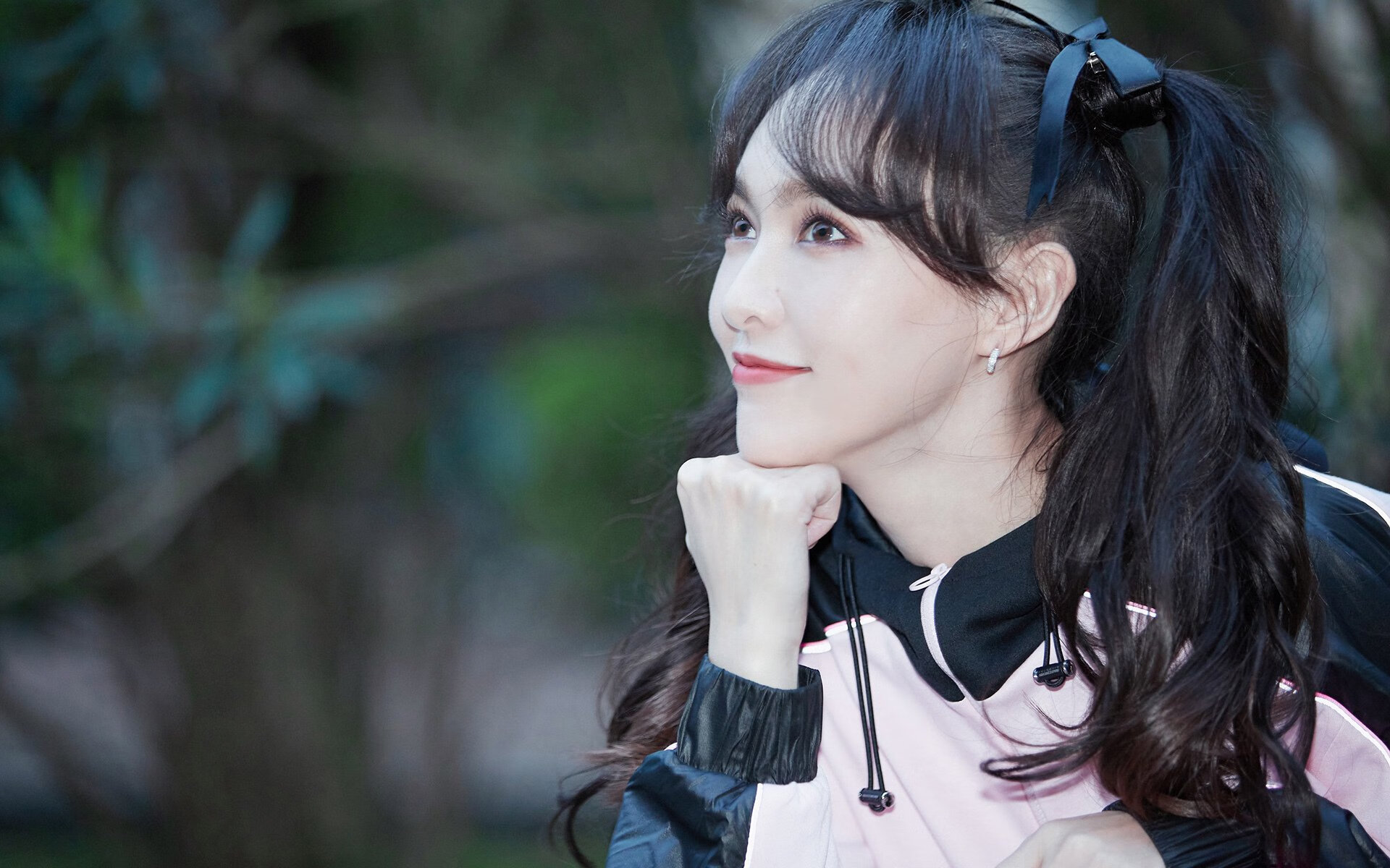 《激情对决:“黑马”队伍逆袭夺冠》,激情对线是什么意思