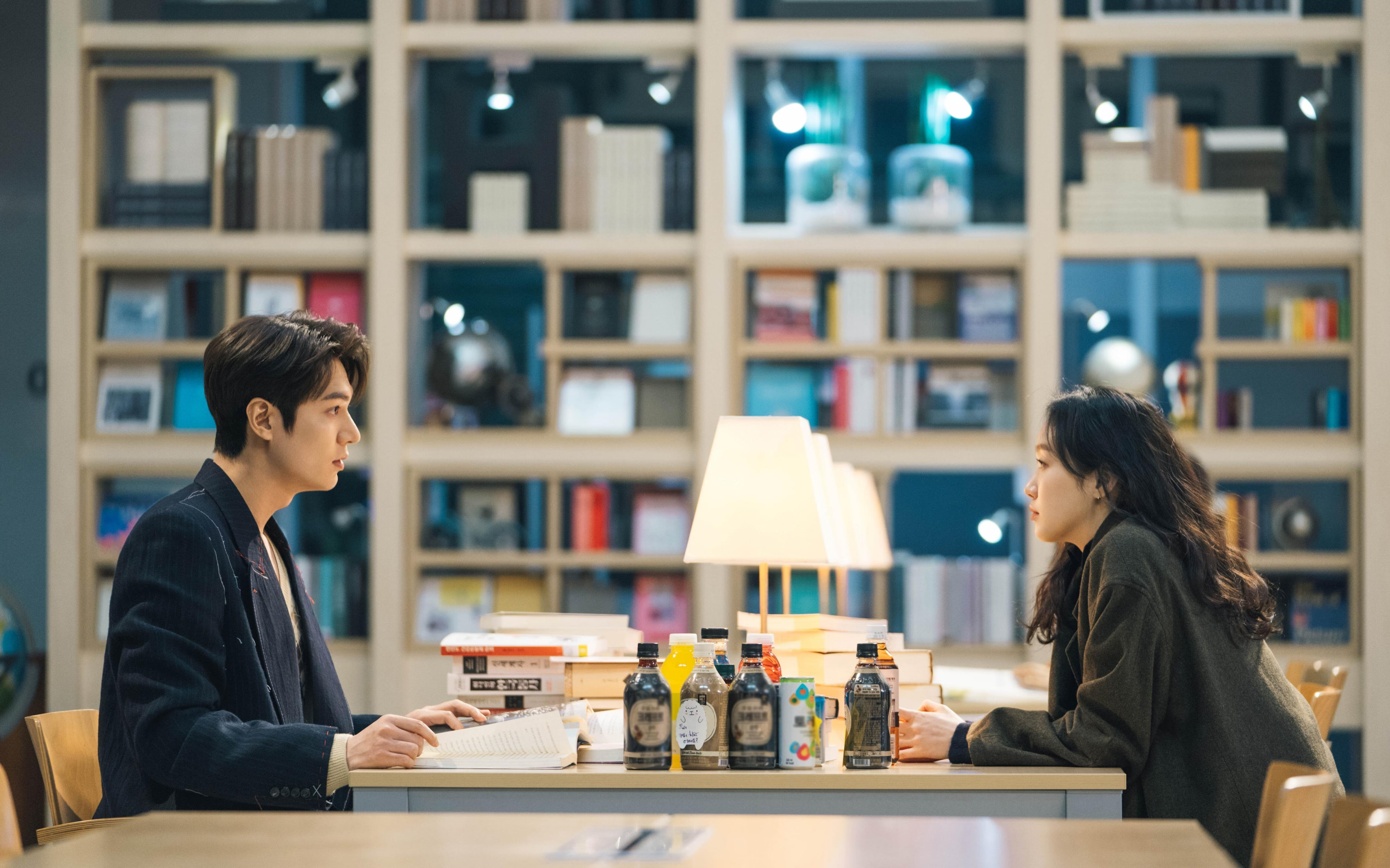 篮球装备新潮流，科技助力运动表现突破，篮球器材