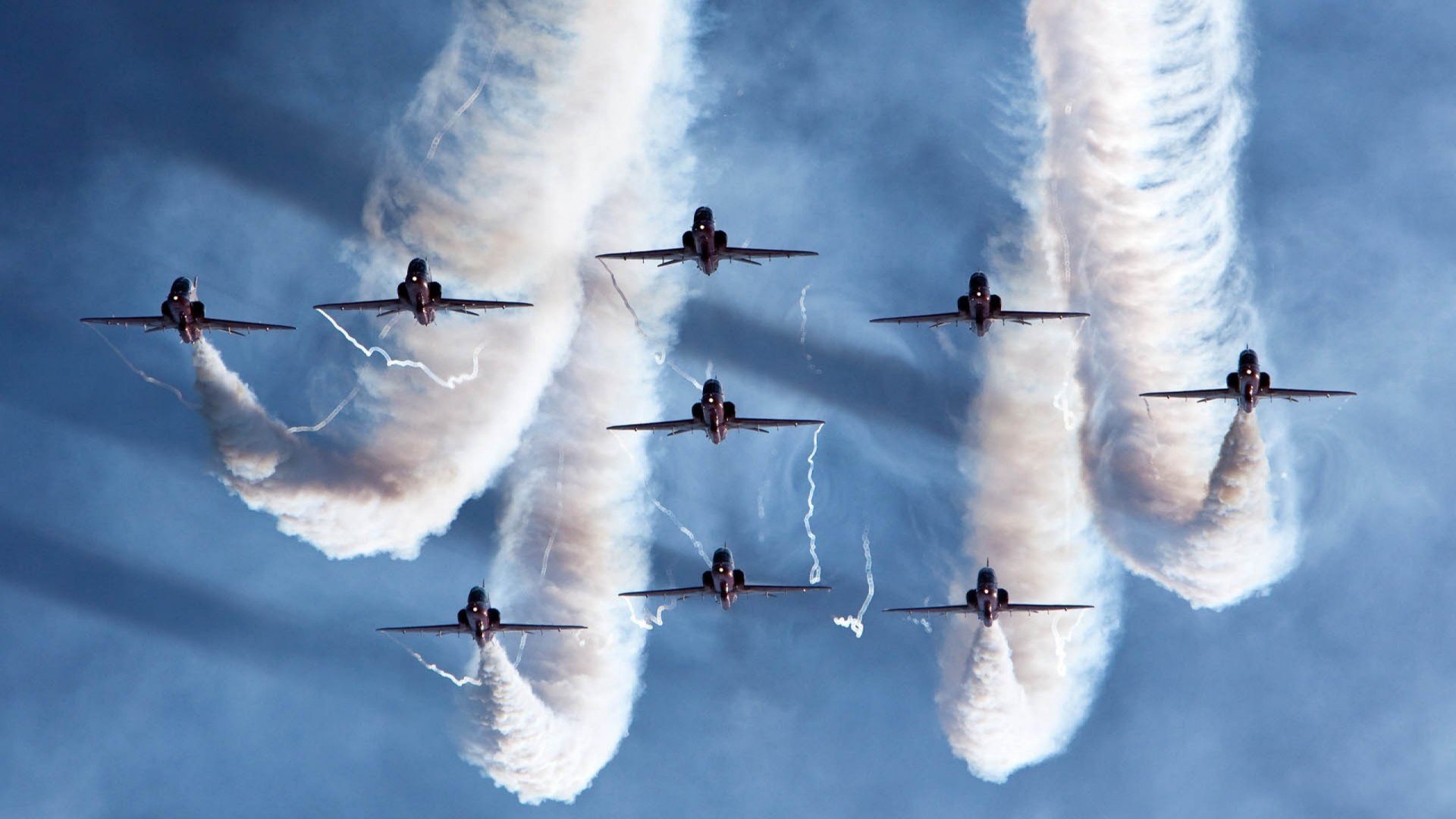 利雅得新月中场核心发挥出色，利雅得新月对阿尔马雷克